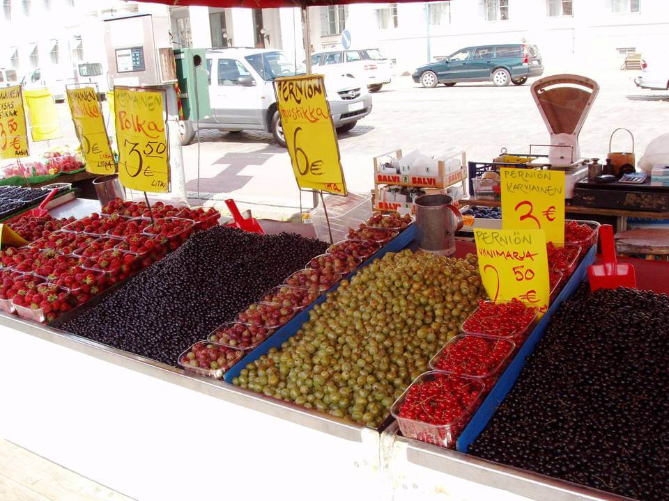 Mercado de pequeos frutos del bosque